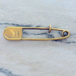 Vintage Key Tag Jumbo 5" Safety Pin Keychain Laundry Blanket Pin